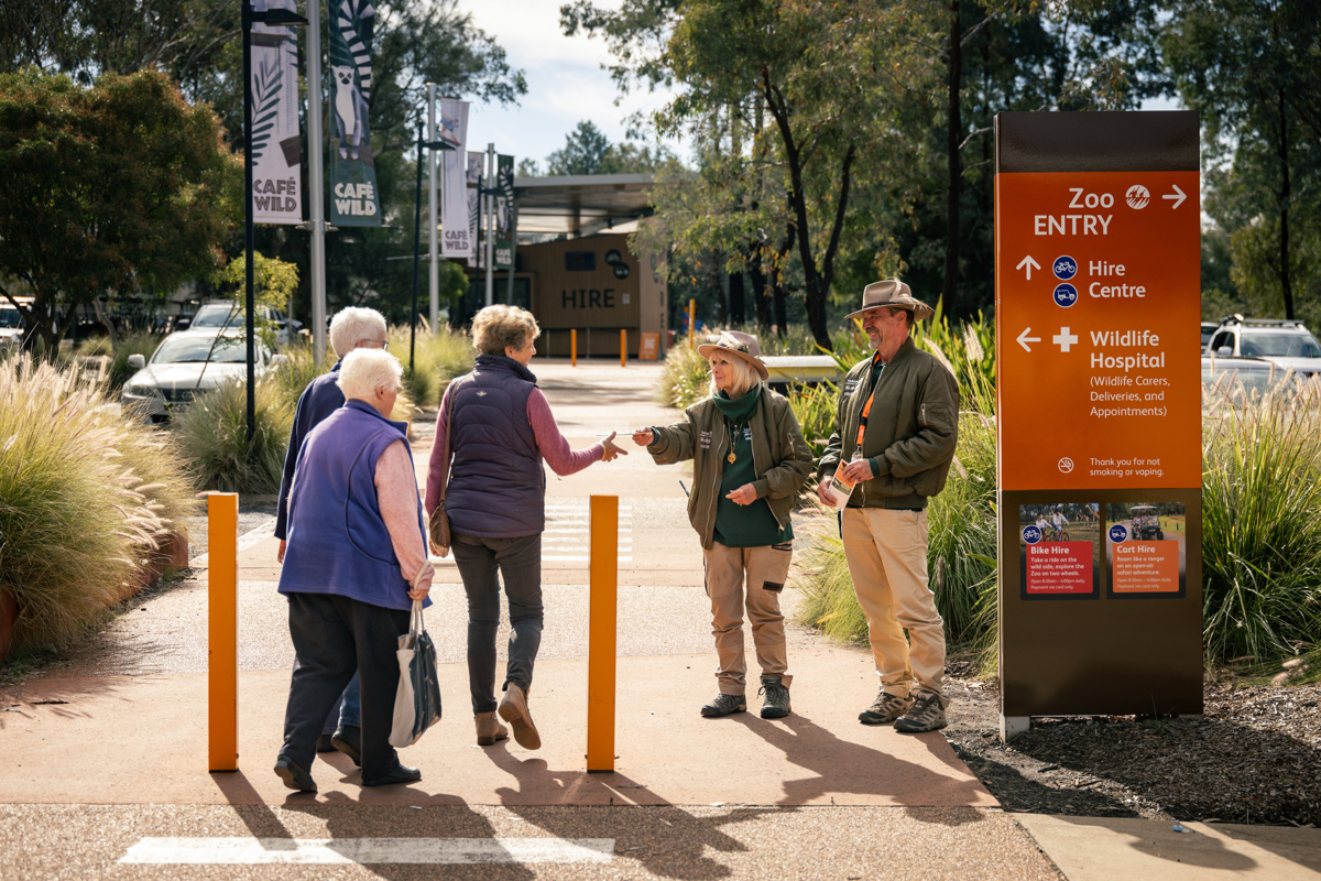 Guest experience volunteers greeting guests at Dubbo